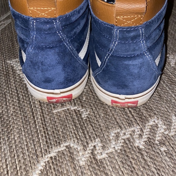 Blue Suede Vans with Sherpa Lining Size 10 - Picture 6 of 10
